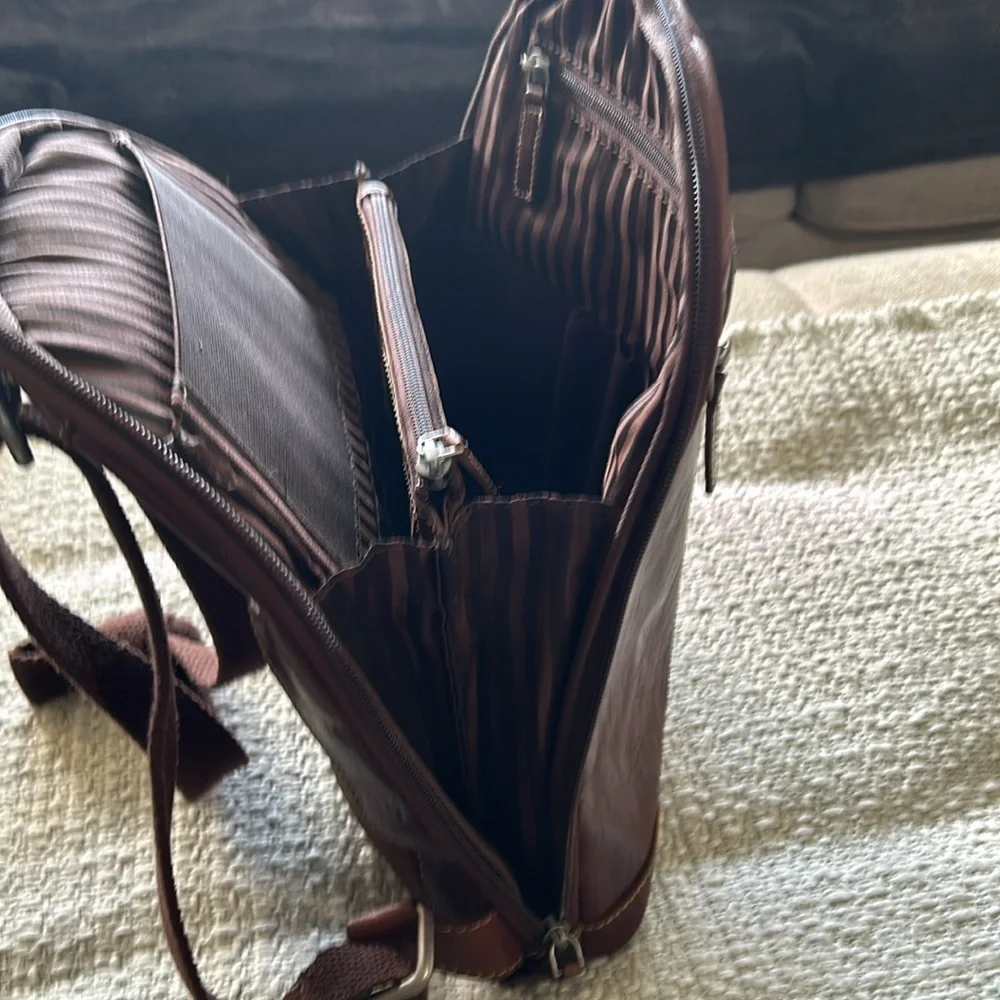 JACK GEORGES LEATHER BAG PACK